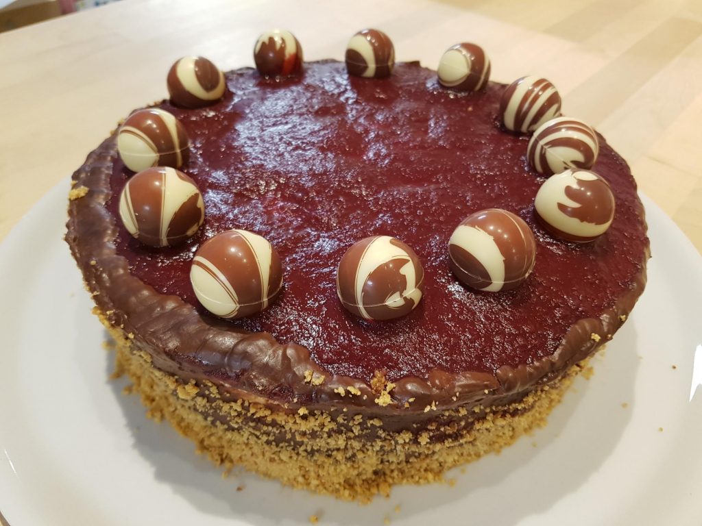 čokoladno-višnjeva torta